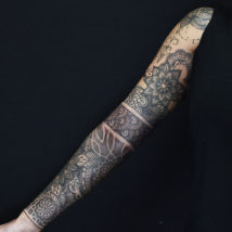 Mandala Sleeve